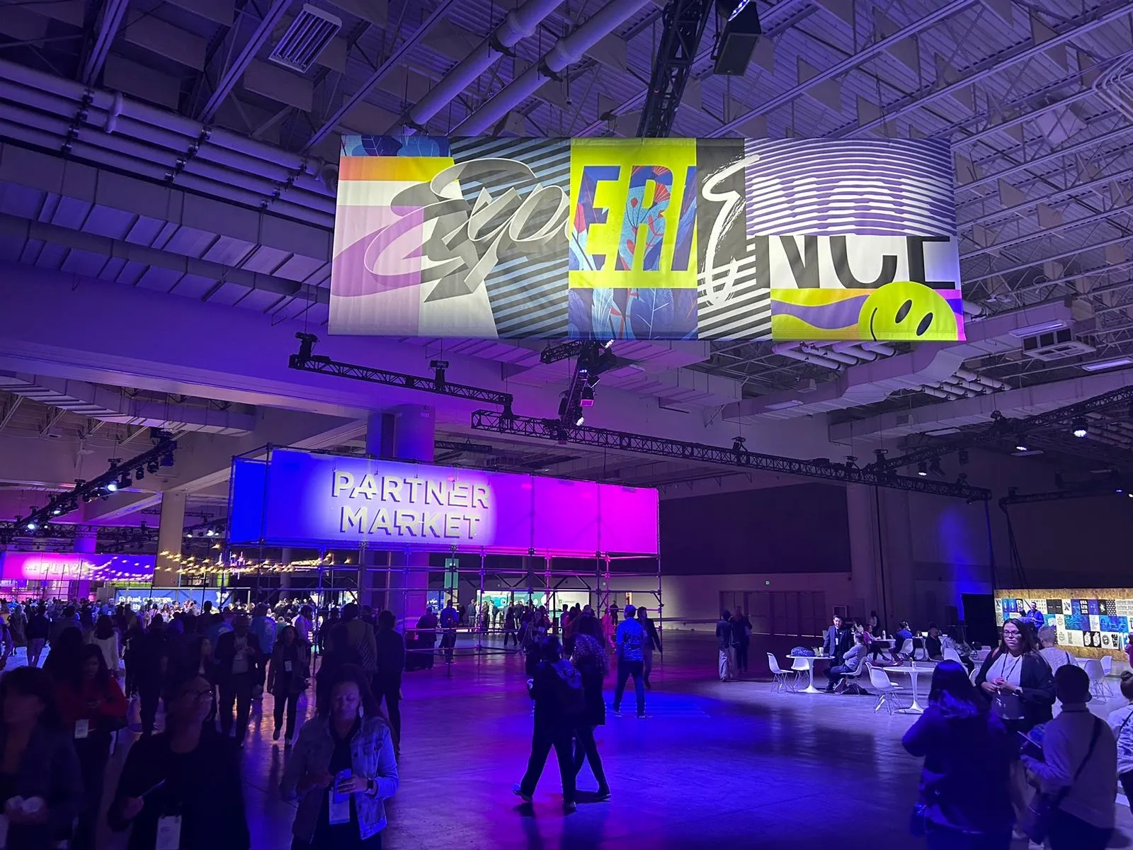 Main stage at the Qualtrics X4 Summit